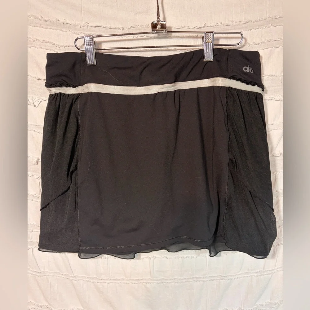 Alo cool fit tennis skirt